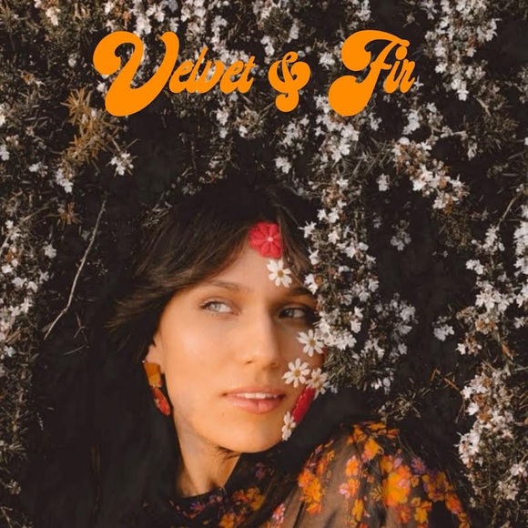 Save us in your 🤍s - Picture 3 of 6